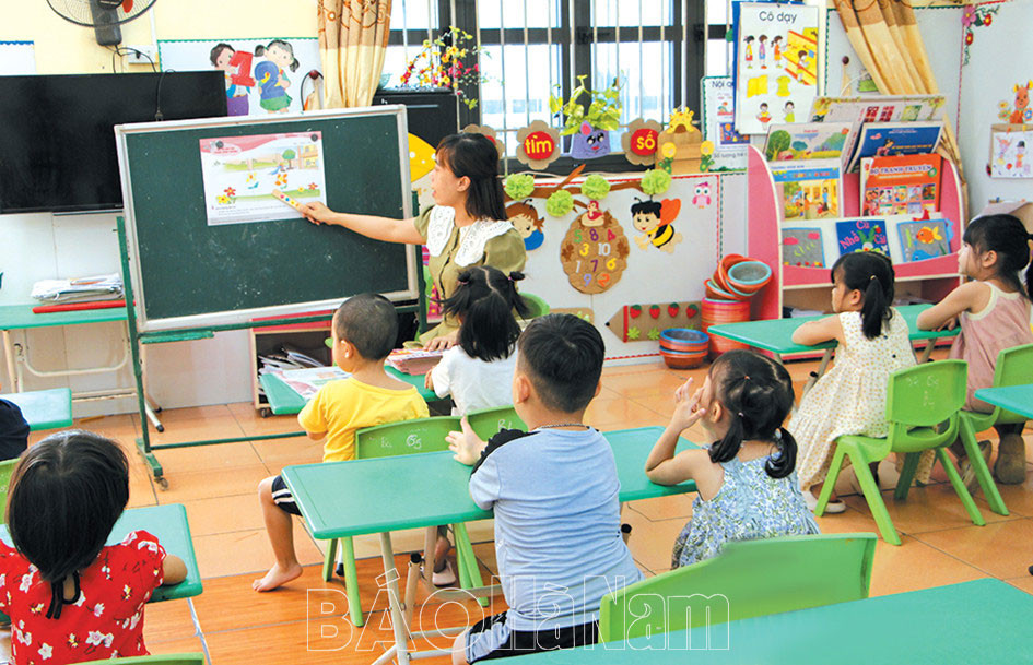 Xây dựng kế hoạch giáo dục trường học để thực hiện tốt nhiệm vụ giáo dục